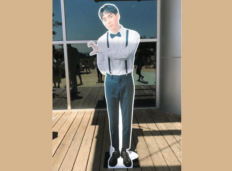 in-standee-hinh-nguoi-INTK-2